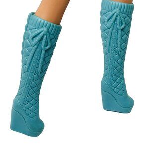 Mattel Barbie Doll Blue Lace up Boots 1 Pair of Gummy Rubber Dress Slip On Boots